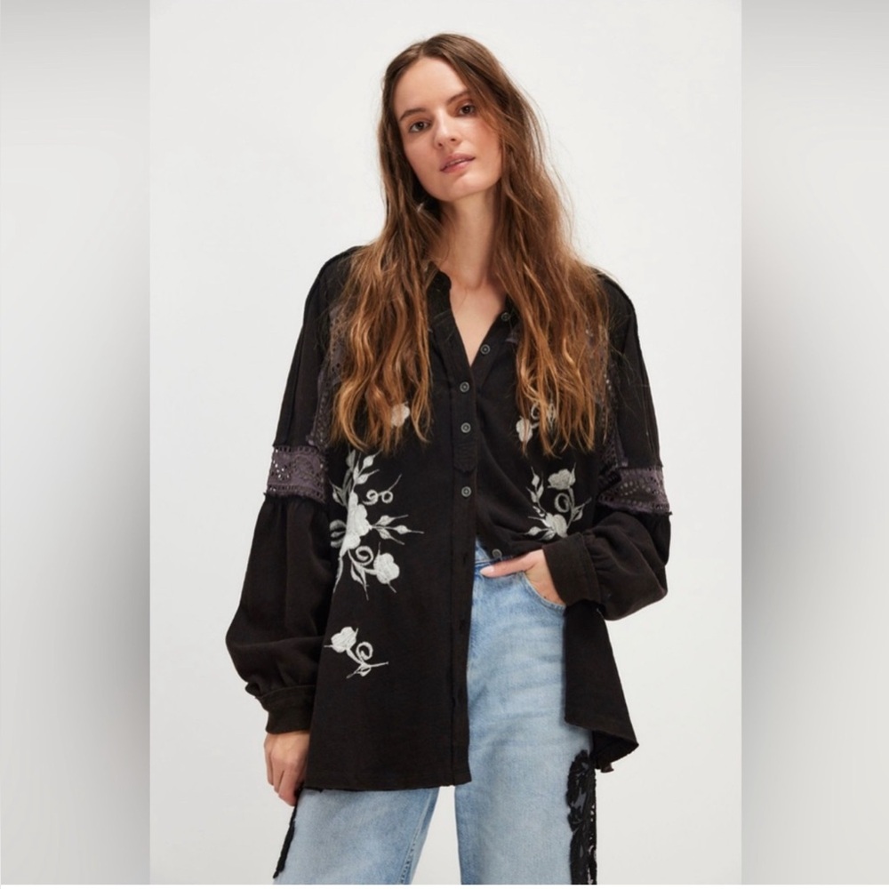 NWT Free People Blue Ridge Black White Floral Embroidered Button Down Shirt L